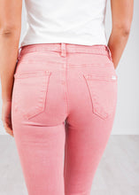 Load image into Gallery viewer, Alexa Pink Skinny Jeans - The Walk in Wardrobe