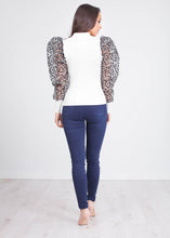 Load image into Gallery viewer, Alice White Leopard Puff Sleeve Top - The Walk in Wardrobe