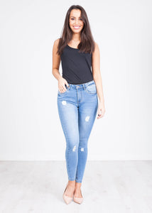'Annie' Light Wash Skinny Jeans - The Walk in Wardrobe