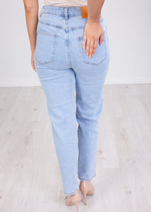 'Caroline' 4 Button Jeans - The Walk in Wardrobe