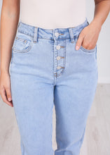 Load image into Gallery viewer, &#39;Caroline&#39; 4 Button Jeans - The Walk in Wardrobe