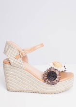 Load image into Gallery viewer, FiFi Flower Wedges - The Walk in Wardrobe