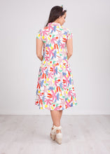 Load image into Gallery viewer, Frankie Floral Printed Shirt Dress - The Walk in Wardrobe