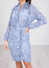 Load image into Gallery viewer, Jasmine Blue Printed Dress - The Walk in Wardrobe