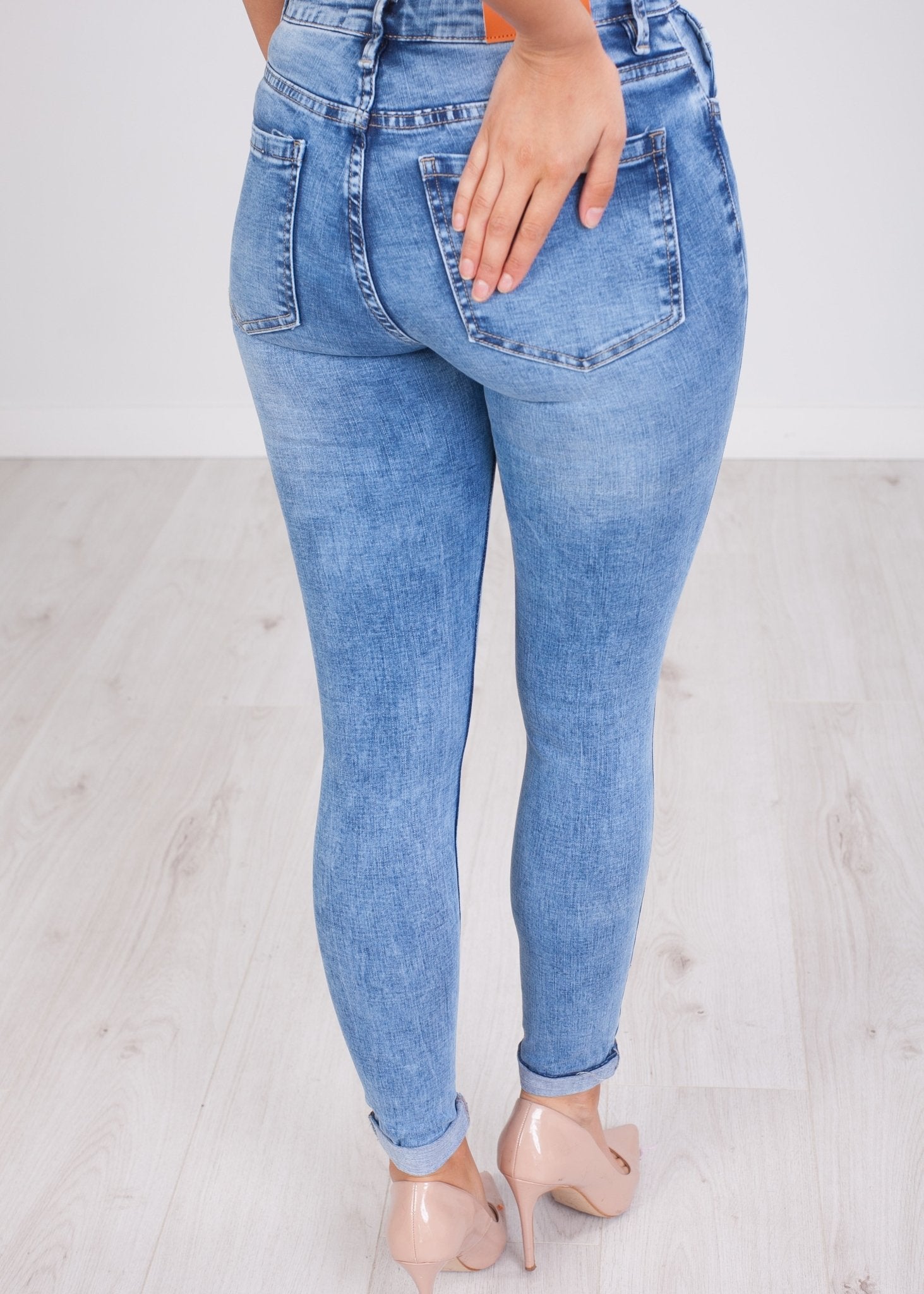 'Jilly' Mid Wash Skinny Jeans - The Walk in Wardrobe