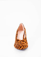 Load image into Gallery viewer, Leopard Print Heels - The Walk in Wardrobe