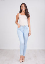 Load image into Gallery viewer, &#39;Maisie&#39; Light Wash Distressed Jeans - The Walk in Wardrobe