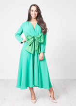 Load image into Gallery viewer, Matilda Green Bow Dress - The Walk in Wardrobe