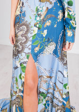 Load image into Gallery viewer, Matilda Printed Maxi Dress - The Walk in Wardrobe