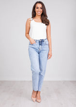 Load image into Gallery viewer, &#39;Melissa&#39; Straight Leg Jean - The Walk in Wardrobe