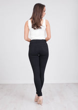 Load image into Gallery viewer, &#39;Molly&#39; Black Wash Jeans - The Walk in Wardrobe