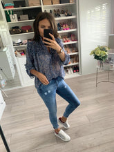 Load image into Gallery viewer, Nora Floral Blouse - The Walk in Wardrobe