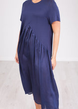 Load image into Gallery viewer, Nora Navy Contrasting Dress - The Walk in Wardrobe