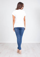 Load image into Gallery viewer, Perla Seashell T-Shirt - The Walk in Wardrobe