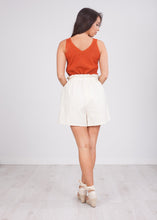 Load image into Gallery viewer, Pippa Cream Speckled Shorts - The Walk in Wardrobe