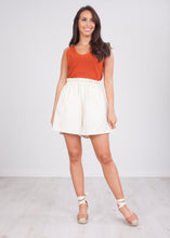 Load image into Gallery viewer, Pippa Cream Speckled Shorts - The Walk in Wardrobe
