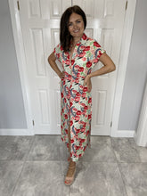 Load image into Gallery viewer, Pippa Floral Printed Midi Dress - The Walk in Wardrobe