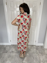 Load image into Gallery viewer, Pippa Floral Printed Midi Dress - The Walk in Wardrobe