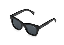 Load image into Gallery viewer, Quay Australia - After Hours Black - The Walk in Wardrobe