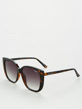 Load image into Gallery viewer, Quay Australia - Ever After Tortoise Shell - The Walk in Wardrobe