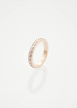 Load image into Gallery viewer, Qudo - Eternity Rose Gold Ring - The Walk in Wardrobe