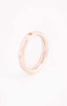 Load image into Gallery viewer, Qudo - Rose Gold Famosa Ring - The Walk in Wardrobe
