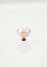 Load image into Gallery viewer, Qudo - Rosepearl 11.5mm Topper - The Walk in Wardrobe