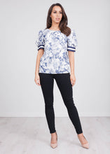 Load image into Gallery viewer, Rita Blue Printed Top - The Walk in Wardrobe