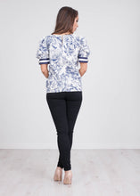 Load image into Gallery viewer, Rita Blue Printed Top - The Walk in Wardrobe