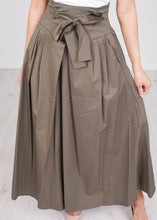 Load image into Gallery viewer, Rita Khaki Skirt - The Walk in Wardrobe