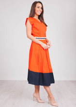 Load image into Gallery viewer, Savannah Block Colour Dress - The Walk in Wardrobe