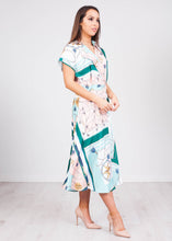 Load image into Gallery viewer, Savannah Chain Print - The Walk in Wardrobe