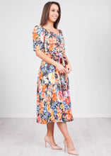 Load image into Gallery viewer, Savannah Floral Dress - The Walk in Wardrobe