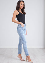 Load image into Gallery viewer, &#39;Sirenna&#39; Mom Distressed Mom Jeans - The Walk in Wardrobe