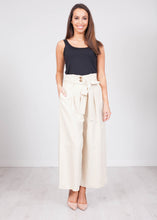 Load image into Gallery viewer, Sophia Cream Culotte Trousers - The Walk in Wardrobe