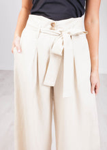 Load image into Gallery viewer, Sophia Cream Culotte Trousers - The Walk in Wardrobe