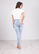 Load image into Gallery viewer, &#39;Twiggy&#39; Light Wash Skinny Jeans - The Walk in Wardrobe